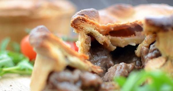 Yorkshire Dales Steak & Kidney Pie