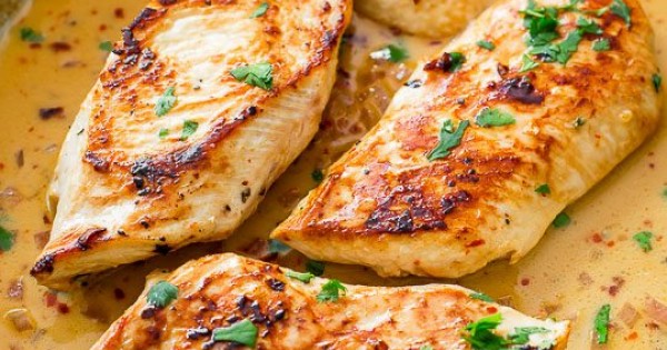Skillet Chicken with Creamy Cilantro Lime Sauce