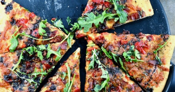 Roasted Red Pepper, Bacon, and Arugula Pizza with Balsamic Glaze