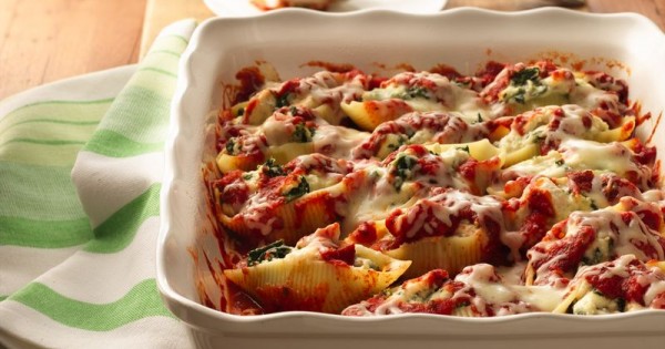 Chicken- and Spinach-Stuffed Shells